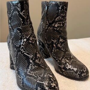 Forever 21 Black and White Snake Print Ankle Boots
